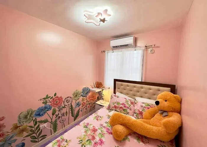 Townhouse With Game Area And Access To Swimming Pool *