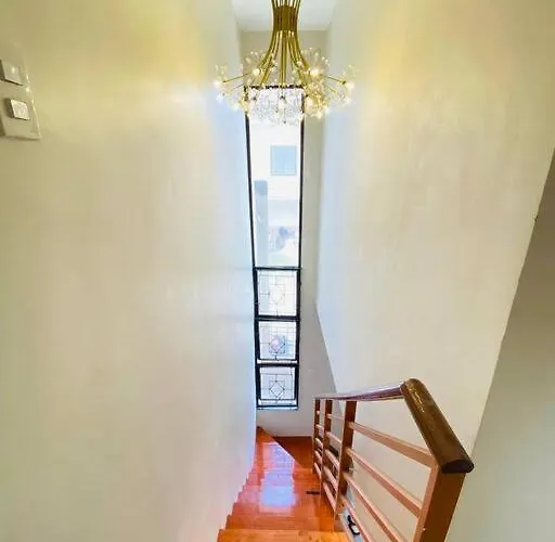 Townhouse With Game Area And Access To Swimming Pool San Fernando (Cebu)