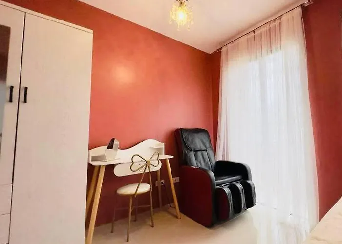 Townhouse With Game Area And Access To Swimming Pool * San Fernando (Cebu)